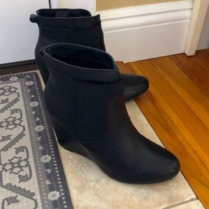Black Leather Wedge boots by Kelsi Dagger, size 8.5, excellent condition!